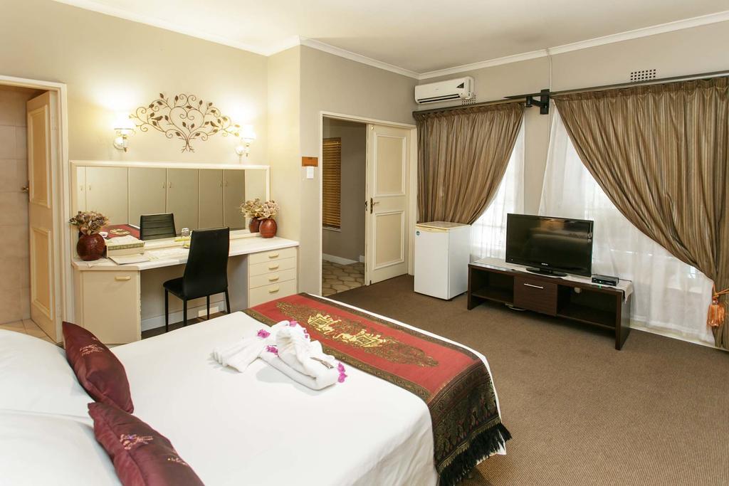 Sun Bell Lodge Bellville Dış mekan fotoğraf