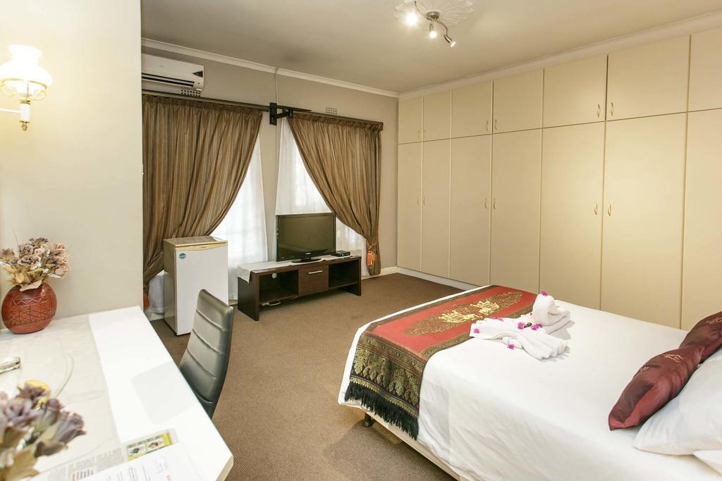 Sun Bell Lodge Bellville Dış mekan fotoğraf
