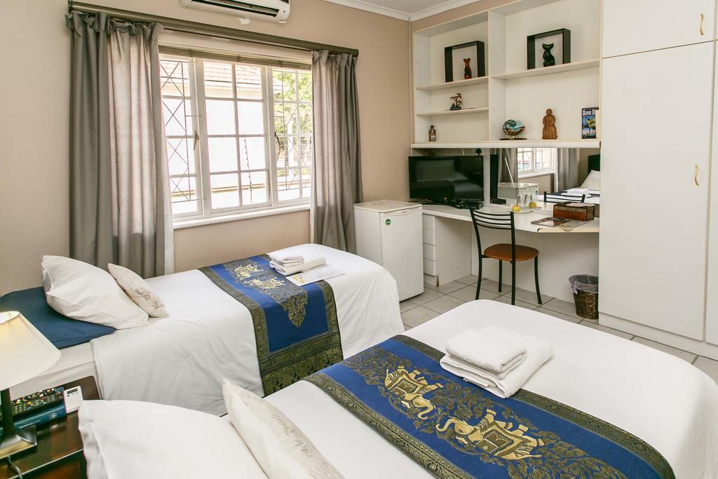Sun Bell Lodge Bellville Dış mekan fotoğraf