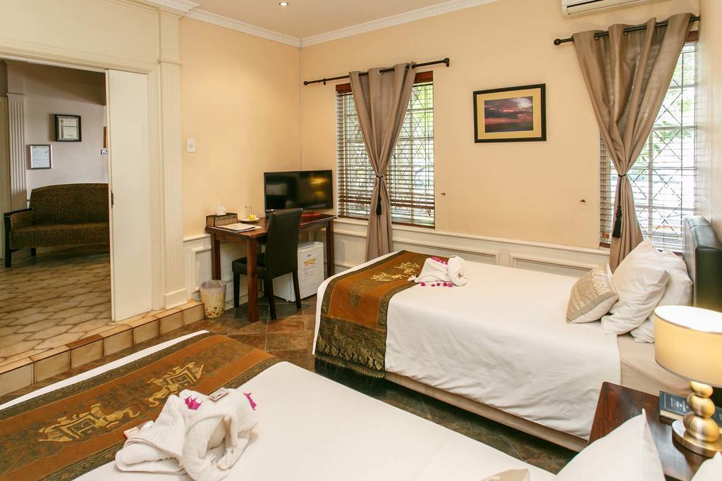 Sun Bell Lodge Bellville Dış mekan fotoğraf